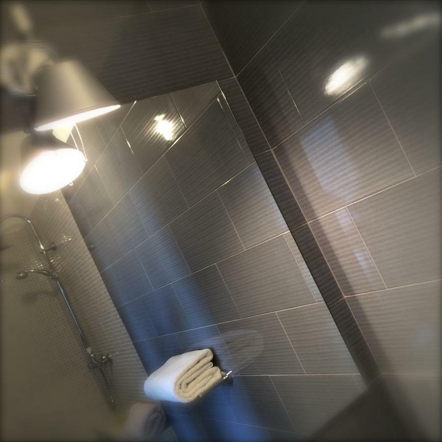 Chambres D'Hotes Chez Thierry Saint-Laurent-dʼAigouze Buitenkant foto